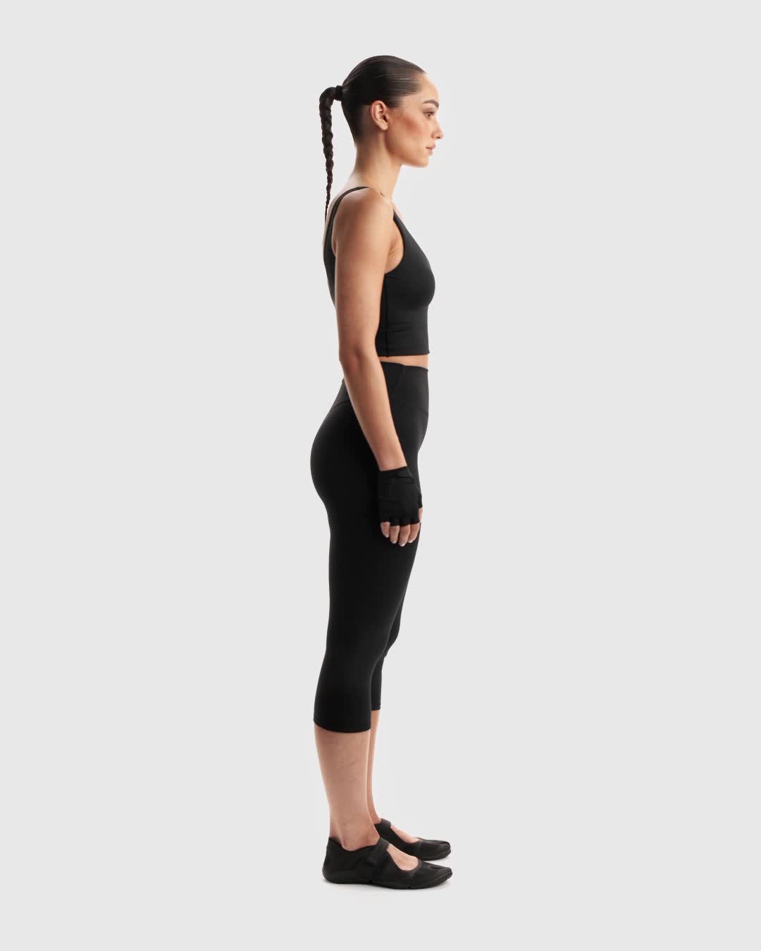 NIKE公式】NikeSKIMS Matte ウィメンズ ハイウエスト クロップド 43cm